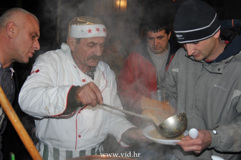 Badnjak (38)